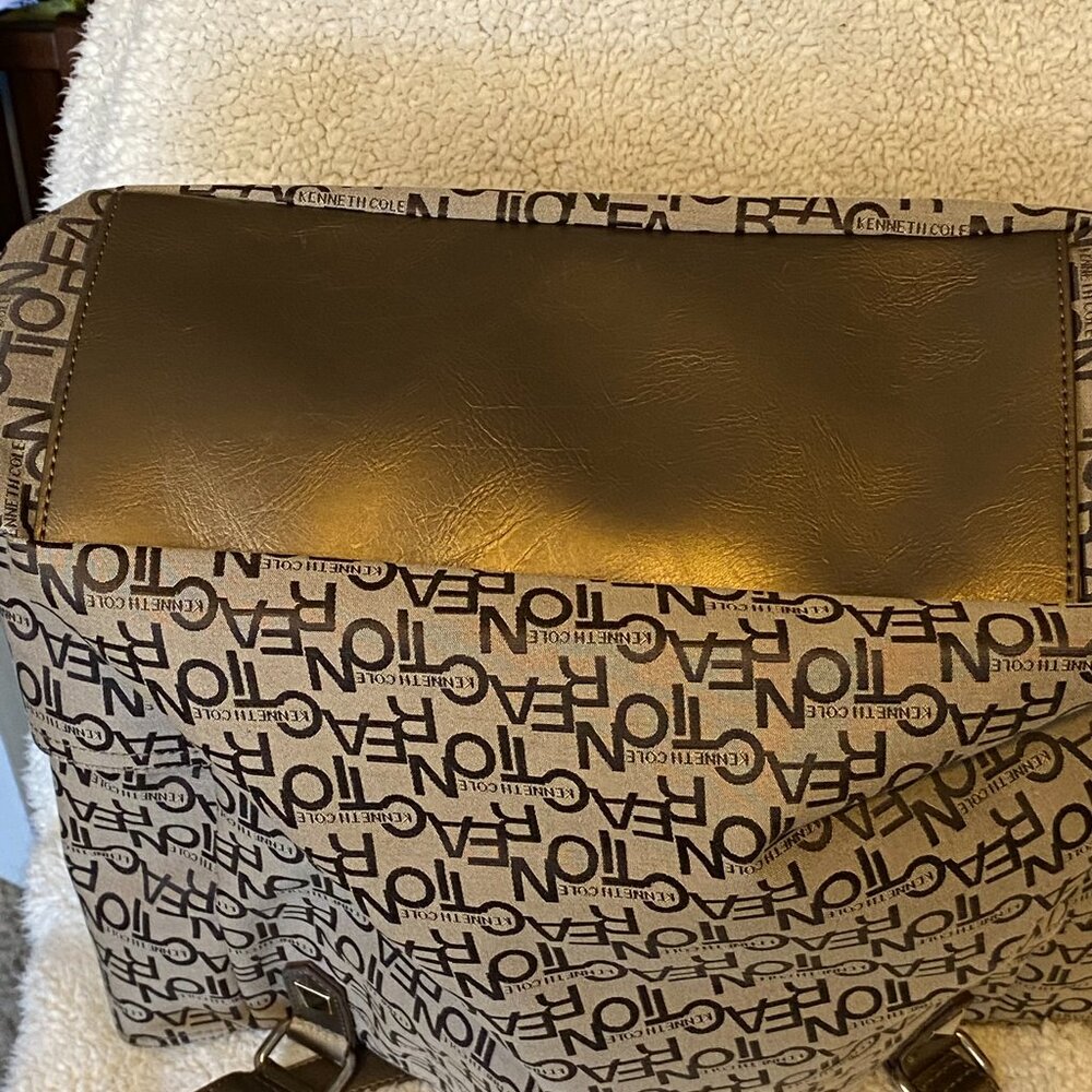 Kenneth Cole Large Tote - Picture 5 of 10